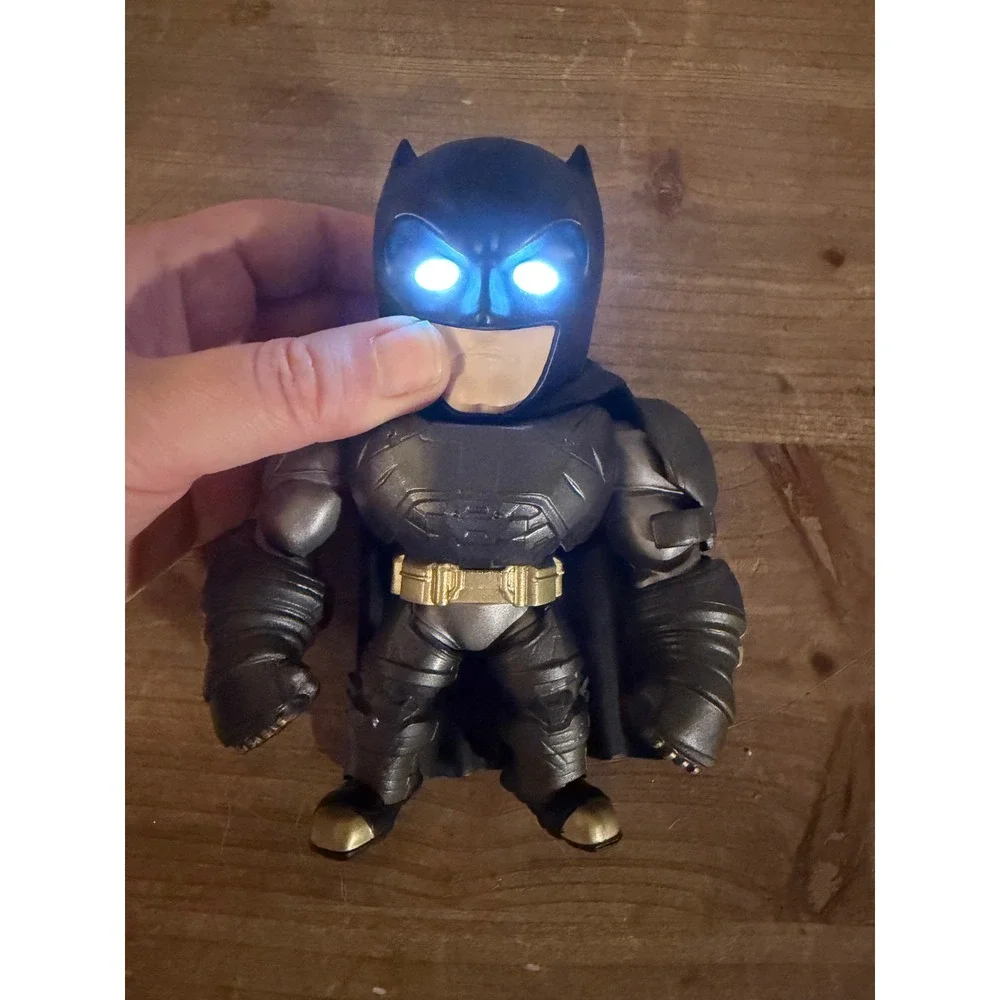 DC Comics Batman v Superman Armored Batman Light‎ Up Eyes Action Figure 2016